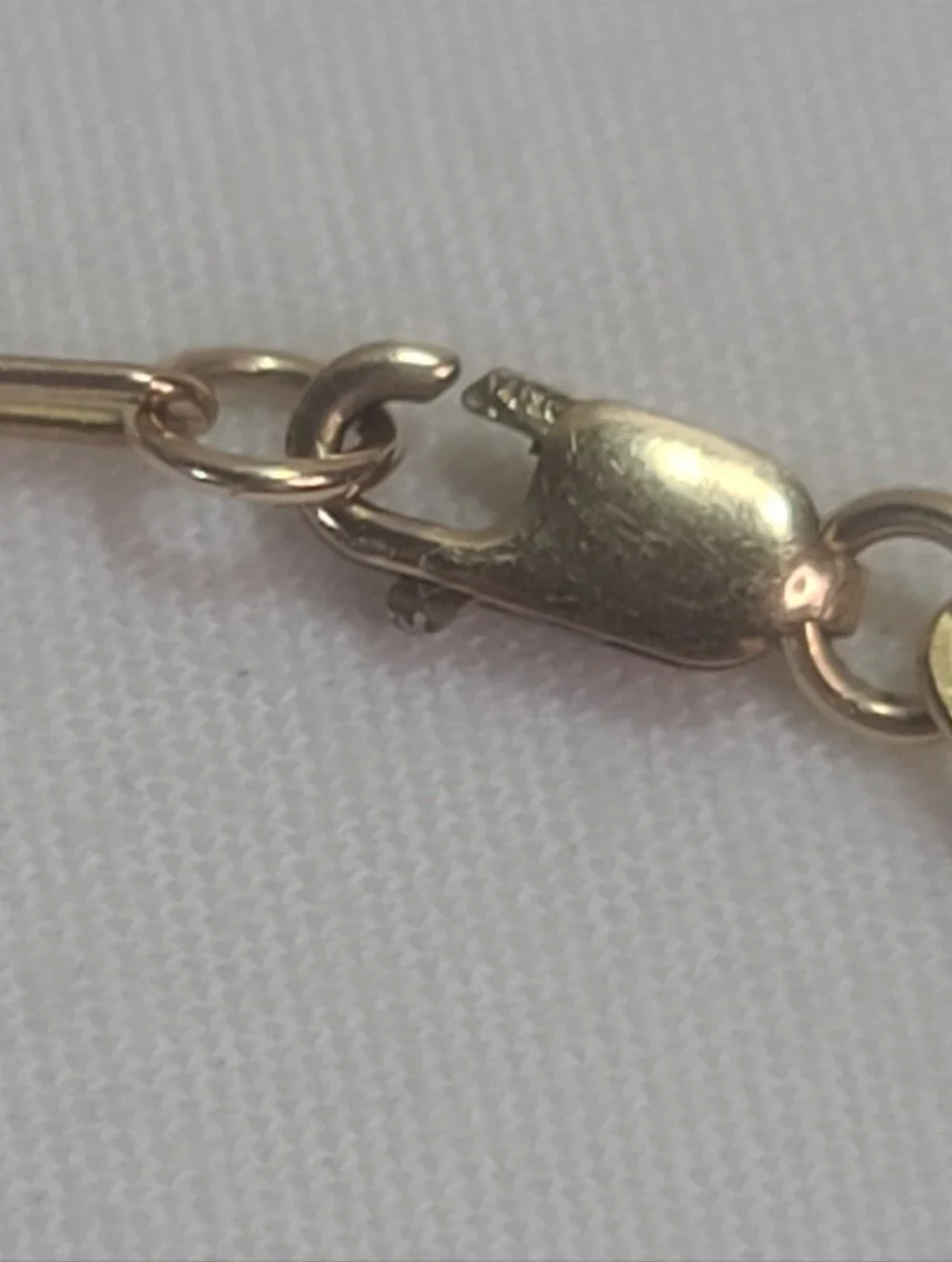 14k /20 Gold Filled Paperclip Chain Bracelet 7in.
